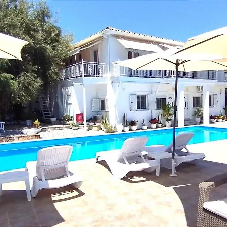 Aleka's House Πανσιόν 3*