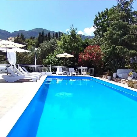 Aleka's House Πανσιόν Νικιάνα