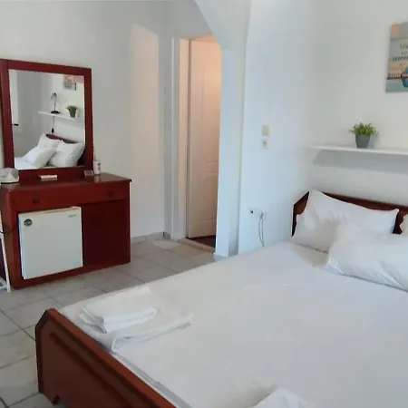 Πανσιόν Aleka's House Νικιάνα